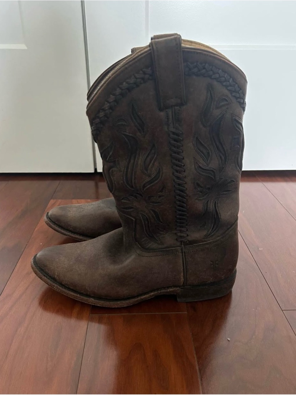 Frye Dark Brown Leather Boot Interior with Branded Pull Tab. Never worn!!